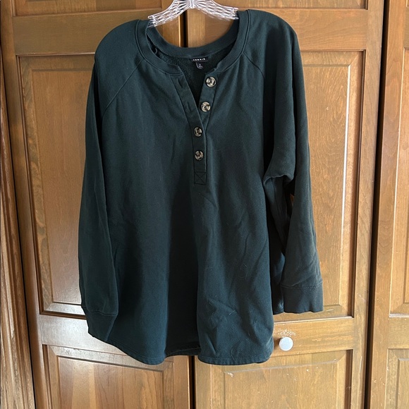 Plus Size Bundle - Picture 2 of 7